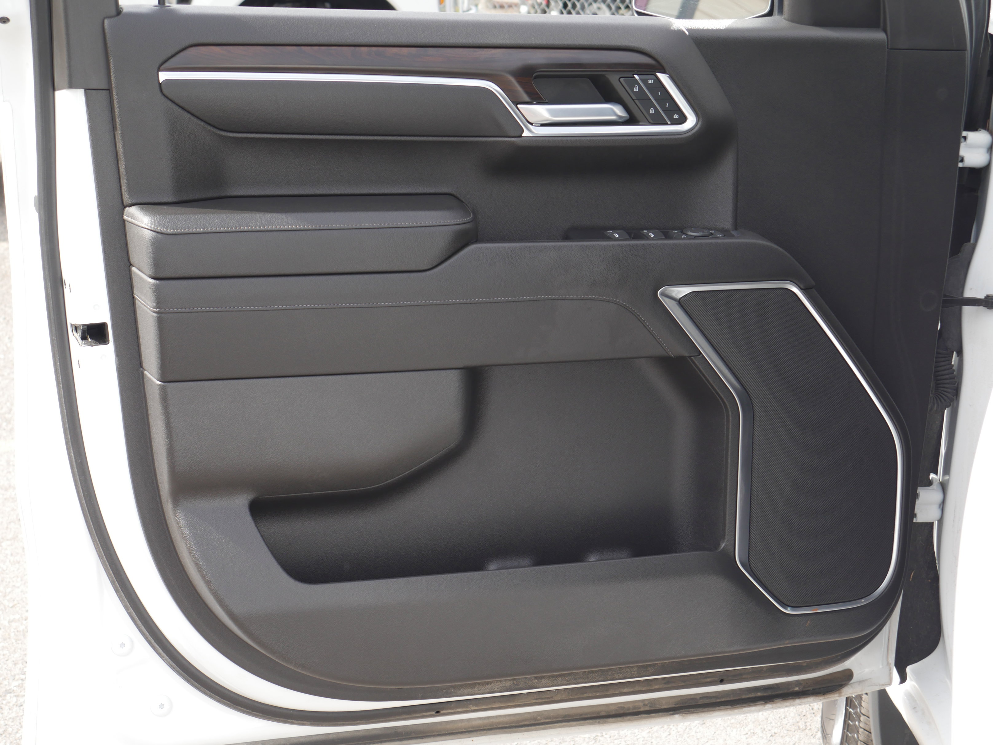 Used 2022 GMC Sierra 1500 SLT image 36