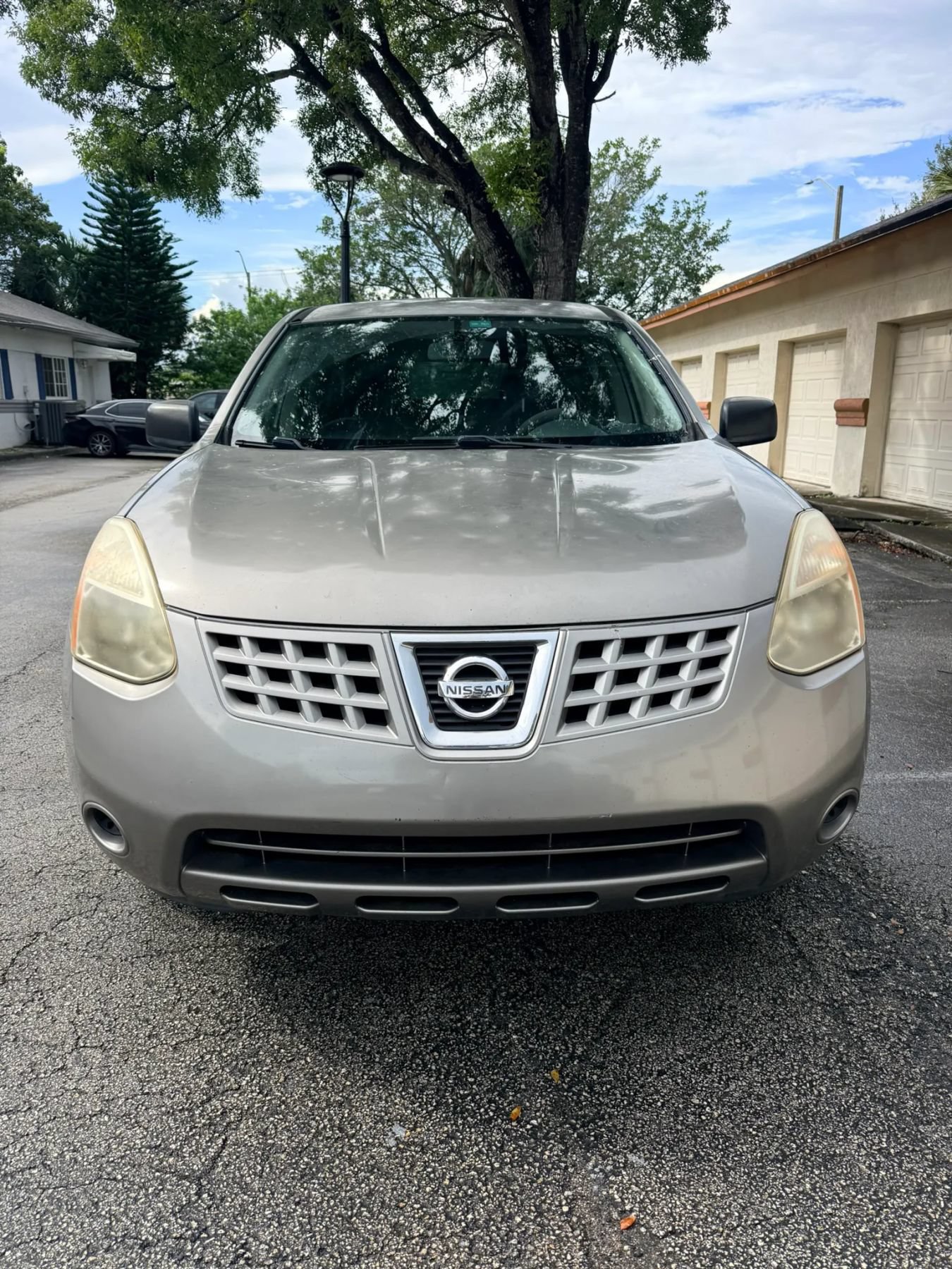 Used 2010 Nissan Rogue S FWD image 2