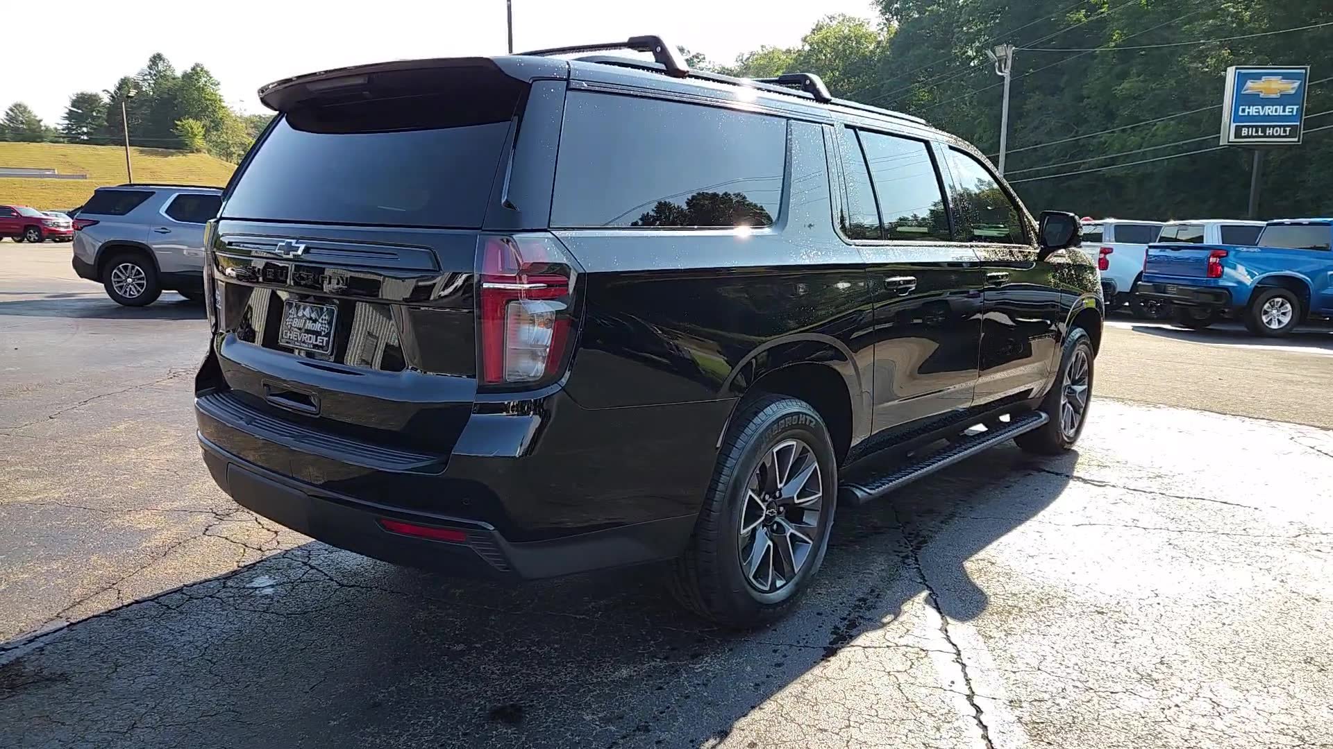 Used 2023 Chevrolet Suburban Z71 w/ Z71 Off-Road Package image 15