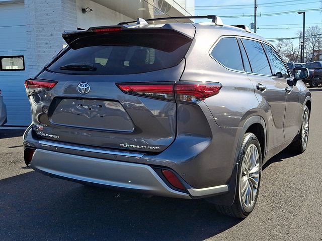 Certified 2021 Toyota Highlander Platinum image 6