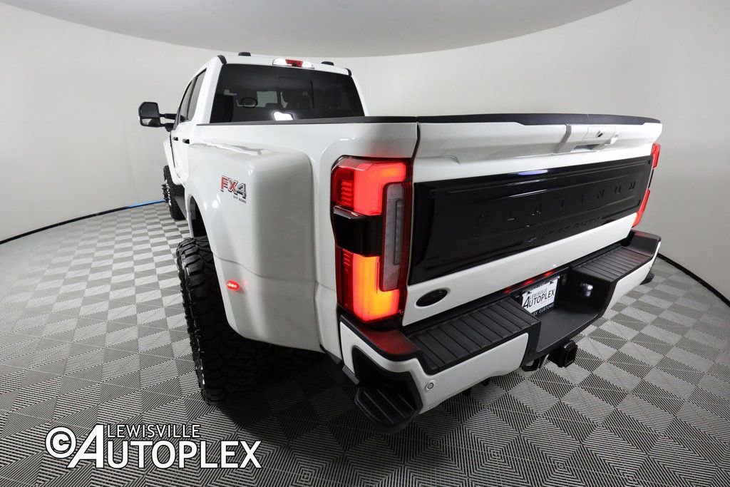 Used 2025 Ford F450 Platinum w/ Platinum Plus Package image 9
