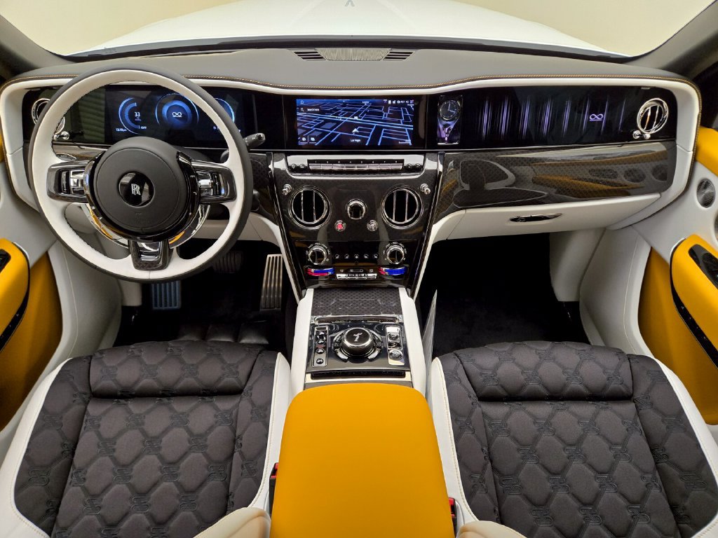 New 2027 Rolls-Royce Cullinan Black Badge AWD/4WD image 4