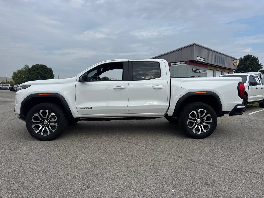Used 2023 GMC Canyon AT4 w/ AT4 Premium Package AWD/4WD image 3