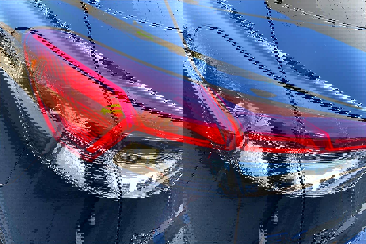 Used 2023 Audi Q4 e-tron Premium Plus image 29