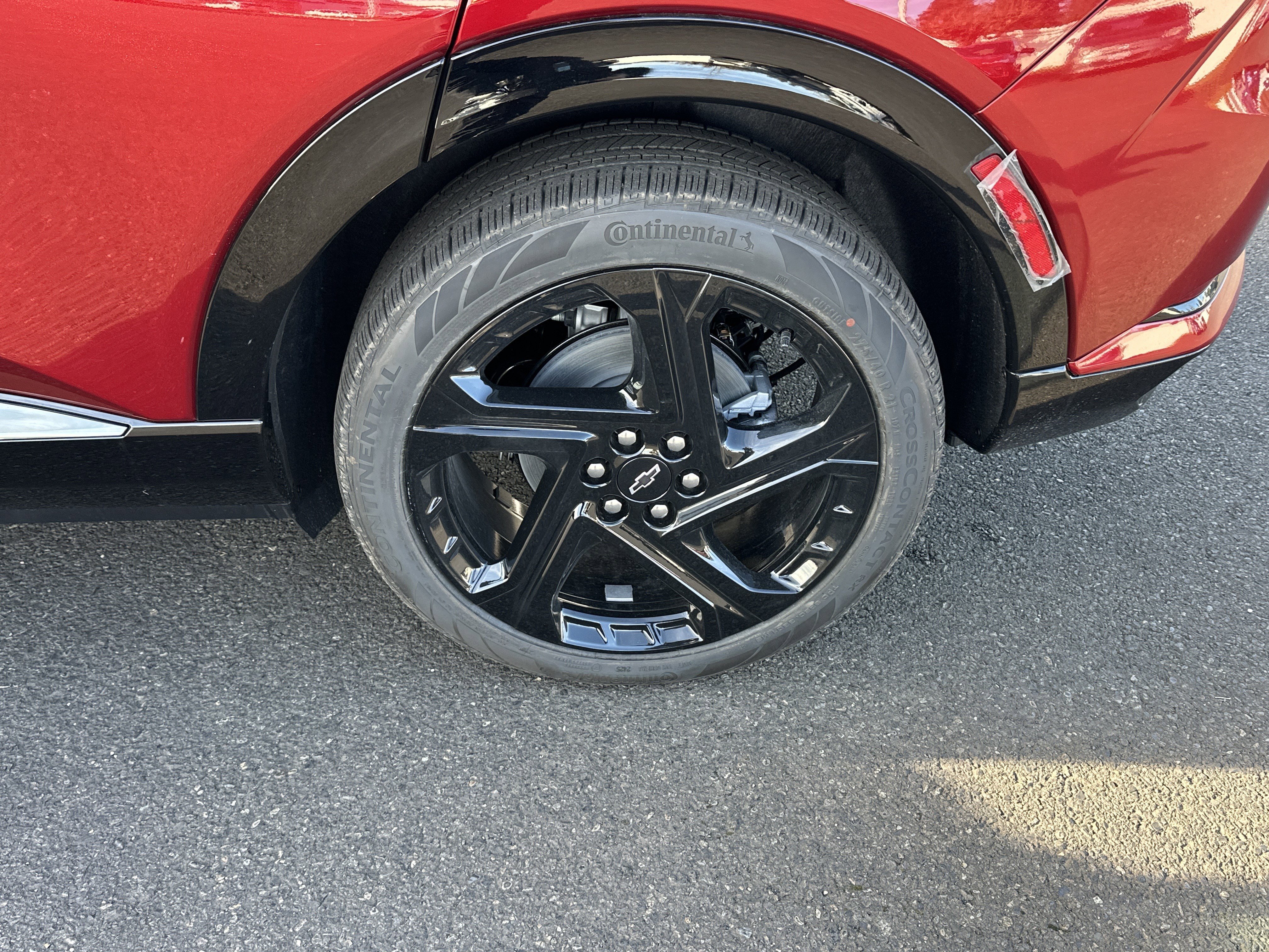 New 2026 Chevrolet Equinox EV RS image 25