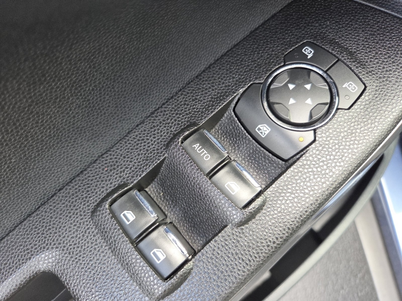 Used 2022 Ford EcoSport SE AWD/4WD image 27