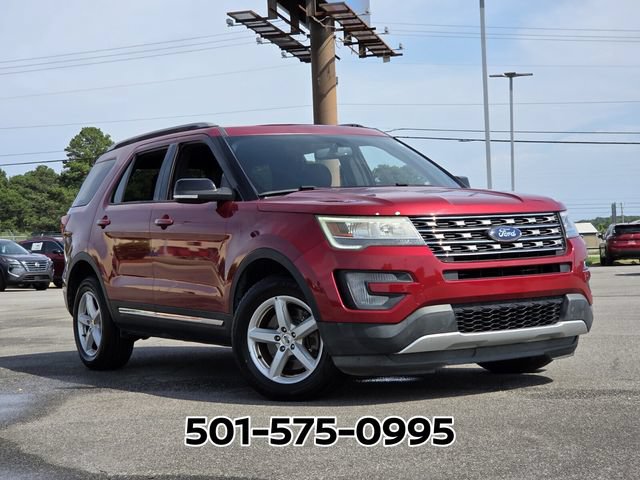 Used 2017 Ford Explorer XLT w/ Equipment Group 201A AWD/4WD image 23