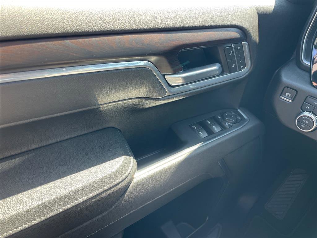 Used 2025 GMC Sierra 1500 SLT image 20