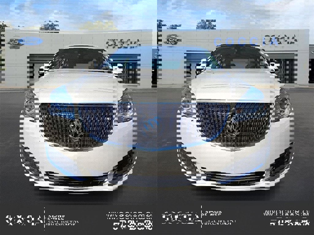 Used 2015 Buick Regal Premium w/ Experience Buick Package image 2