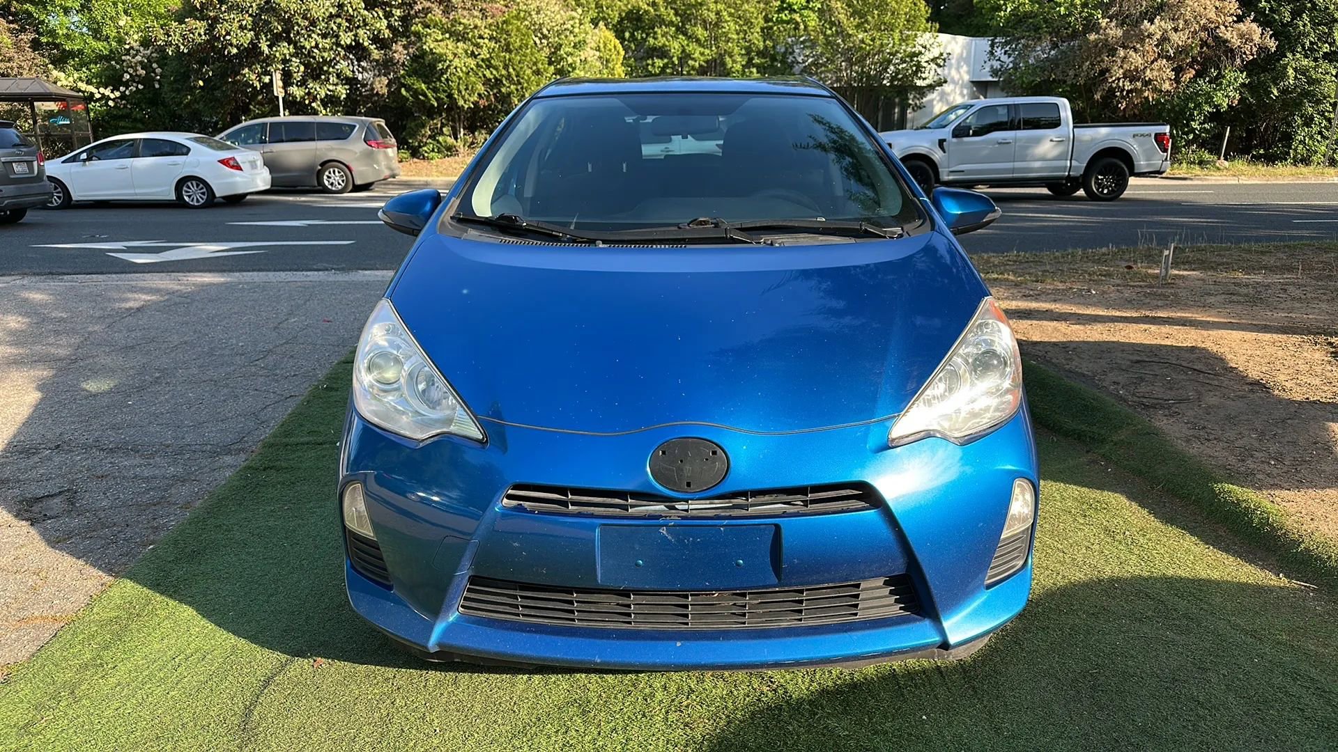 Used 2013 Toyota Prius C Two FWD image 2