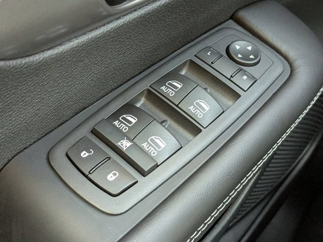 New 2026 Chrysler Voyager LX FWD image 23