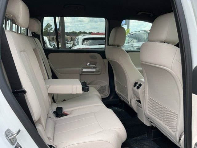 New 2025 Mercedes-Benz GLB 250 image 18