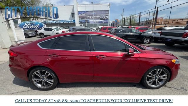 Used 2019 Ford Fusion Titanium image 4