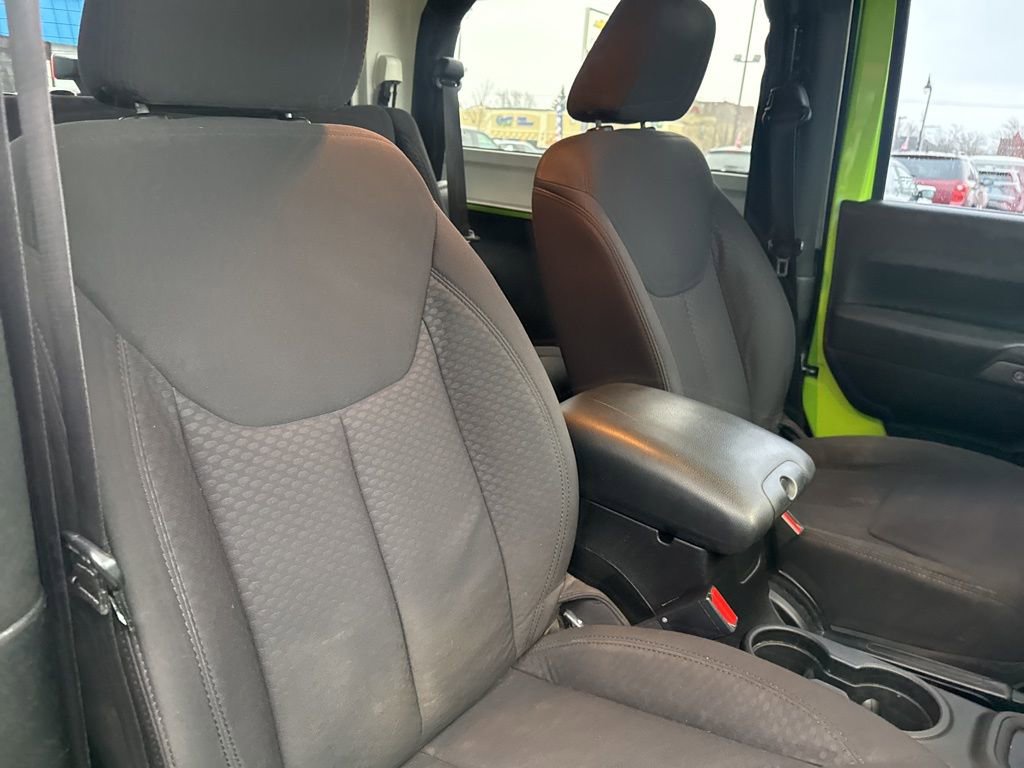 Used 2013 Jeep Wrangler Sport image 27