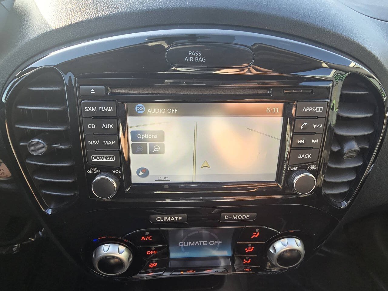 Used 2017 Nissan Juke SV w/ Technology Package FWD image 27