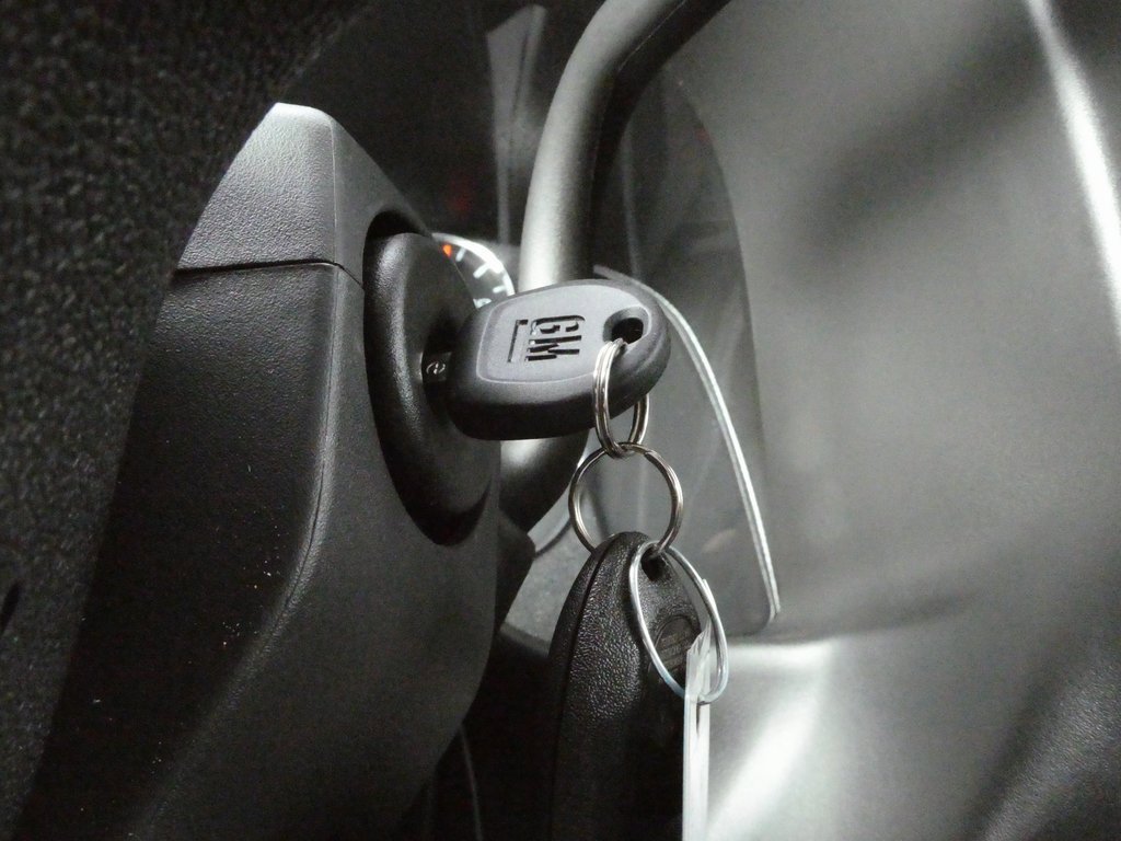 New 2025 GMC Savana 3500 w/ Power Convenience Package image 8