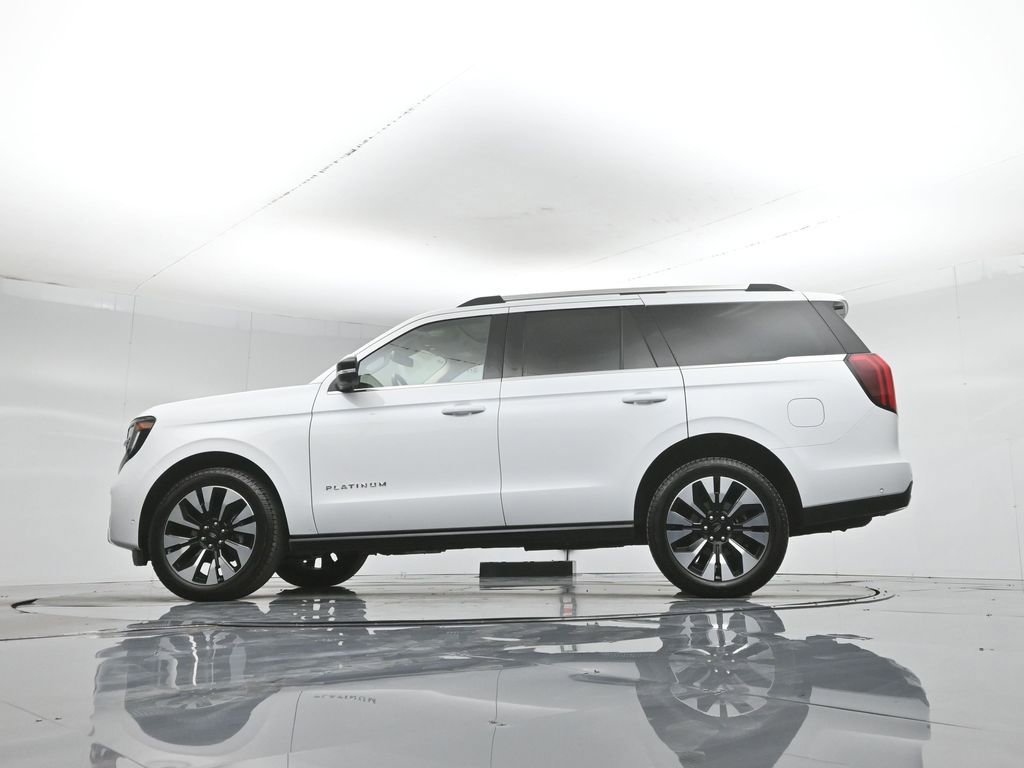 Certified 2025 Ford Expedition Platinum w/ Driver's Package AWD/4WD image 58
