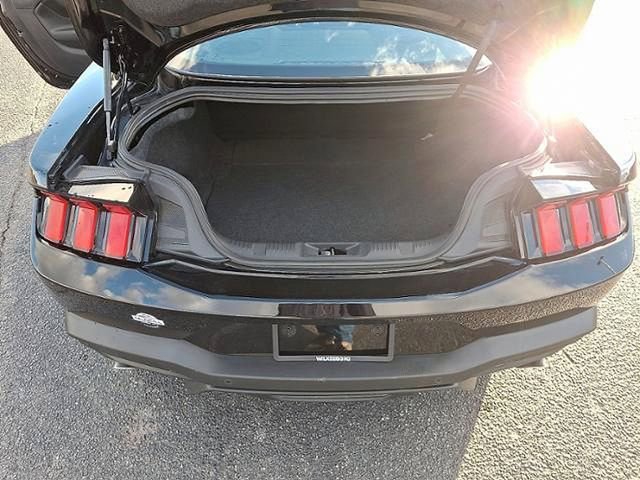 Used 2025 Ford Mustang GT image 31