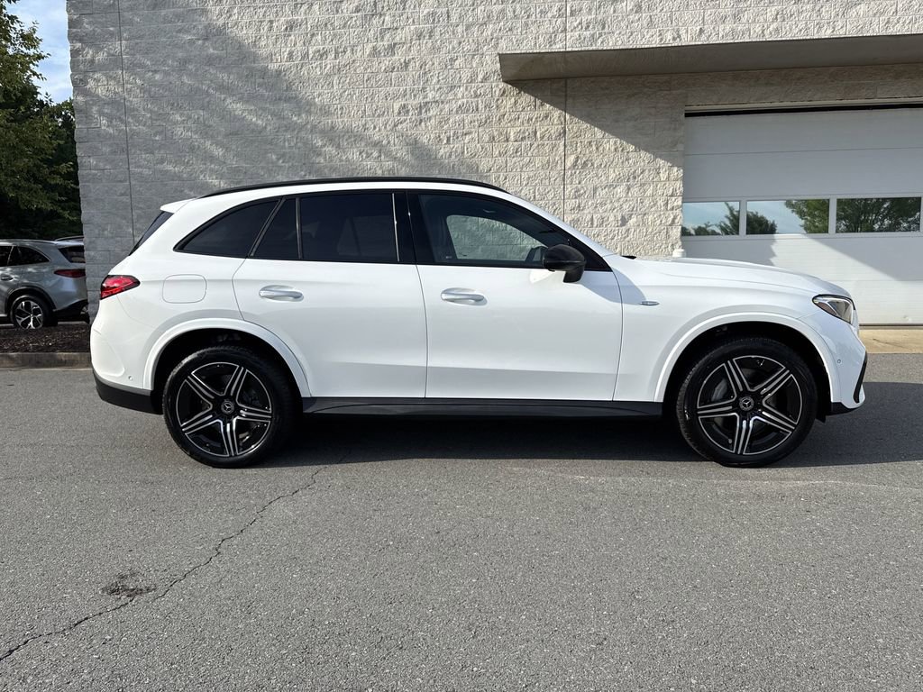 New 2025 Mercedes-Benz GLC 350e 4MATIC image 2