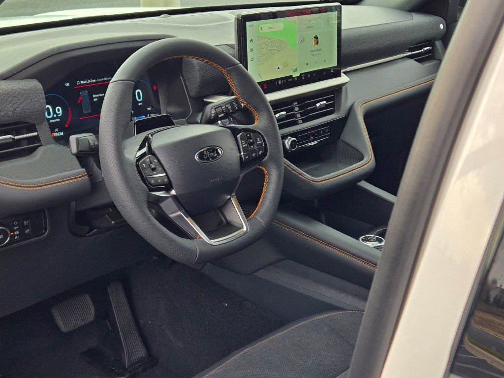 New 2026 Ford Explorer Tremor w/ Tremor Convenience Package image 27