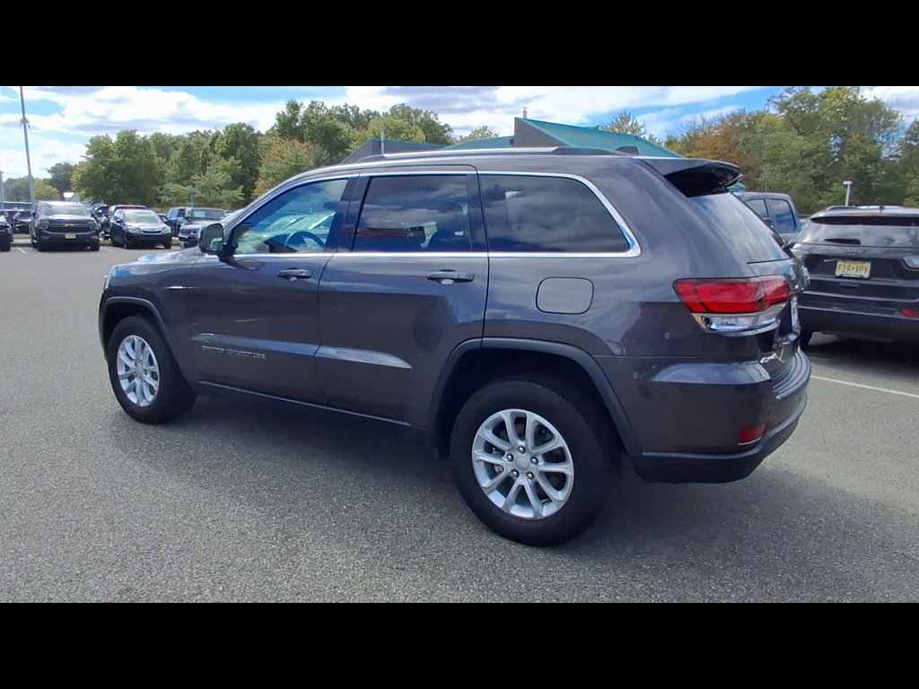 Used 2021 Jeep Grand Cherokee Laredo AWD/4WD image 6