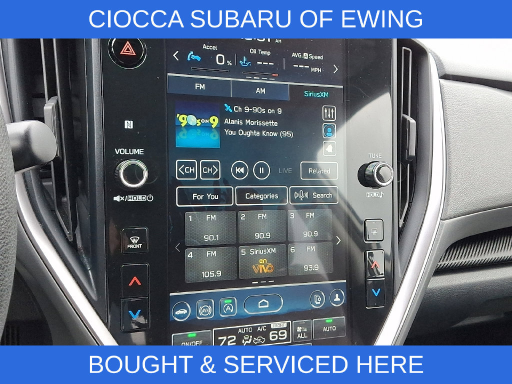 Used 2024 Subaru Crosstrek 2.0i Premium AWD/4WD image 3