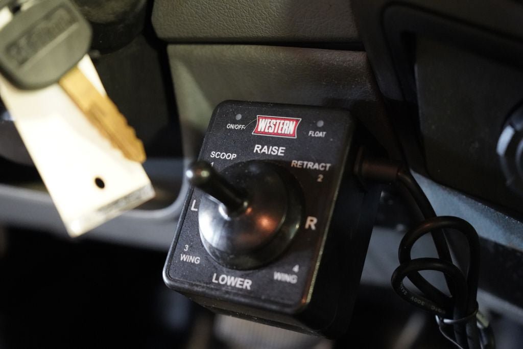Used 2016 Ford F350 XL w/ Power Equipment Group AWD/4WD image 14