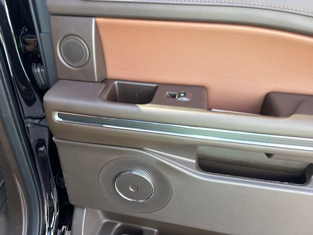 Used 2024 Ford Expedition Max King Ranch AWD/4WD image 39