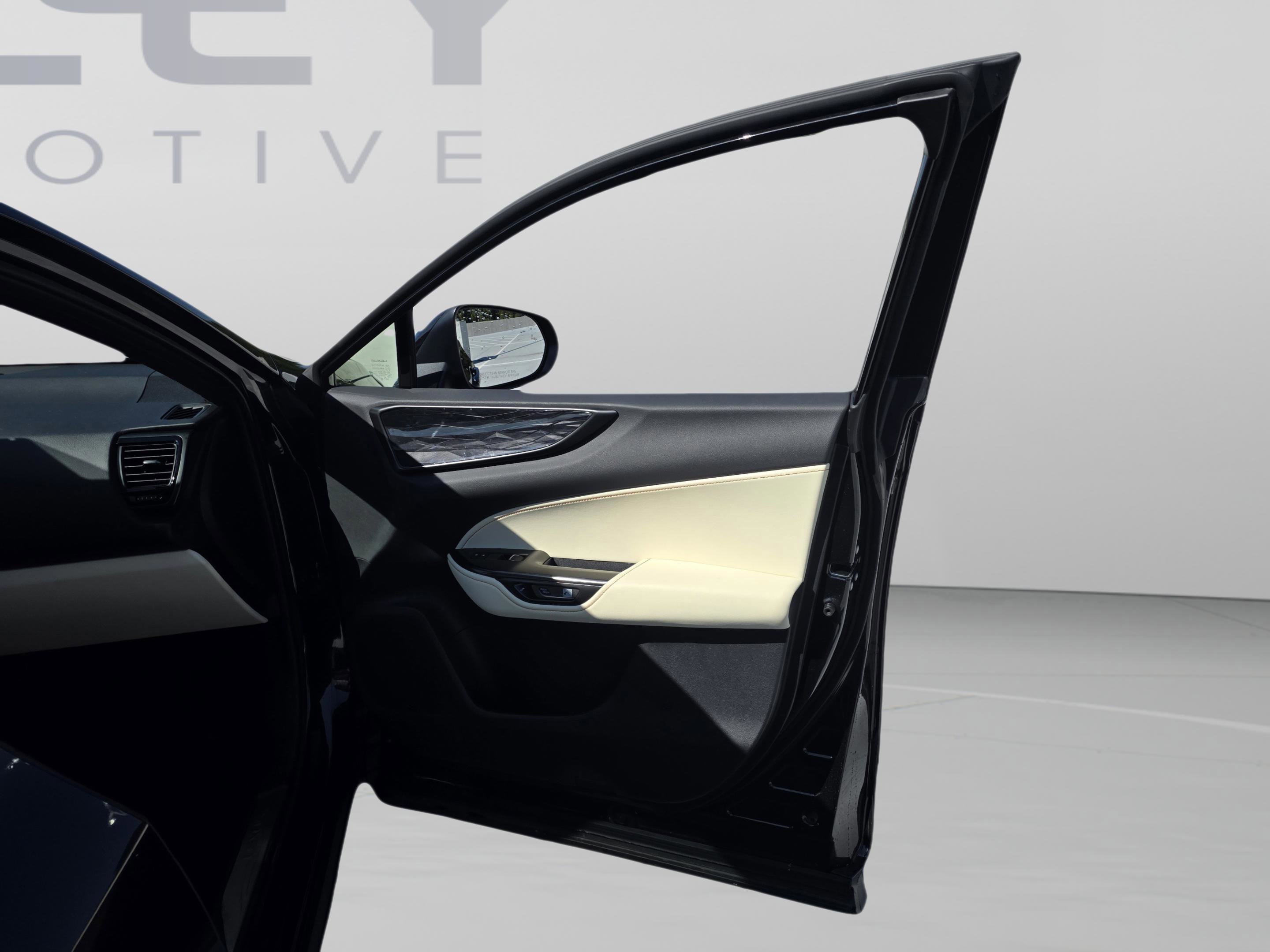 Certified 2024 Lexus NX 350h AWD image 12