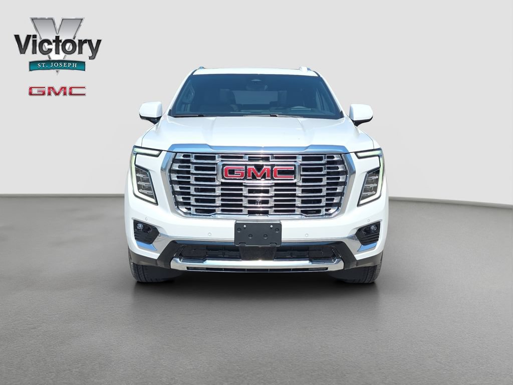 Used 2026 GMC Yukon Denali w/ Advanced Technology Package AWD/4WD image 2