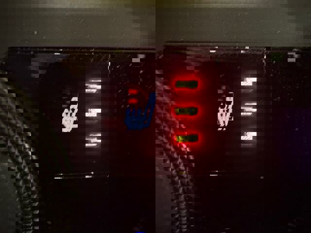 Certified 2025 Toyota Tacoma TRD Off-Road w/ TRD Off Road Upgrade Package AWD/4WD image 11