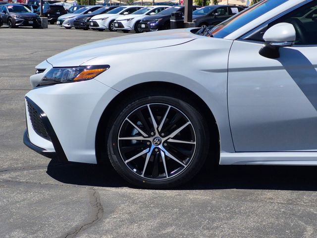 Used 2024 Toyota Camry SE image 22