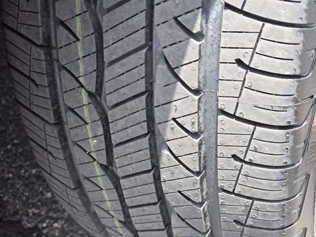 Used 2009 Chevrolet Impala LT FWD image 5