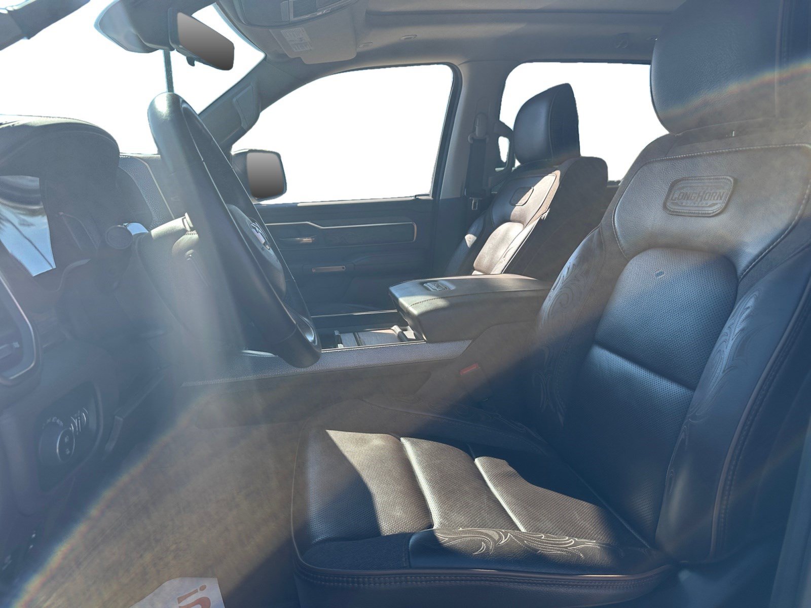 Used 2025 RAM 1500 Limited AWD/4WD image 11