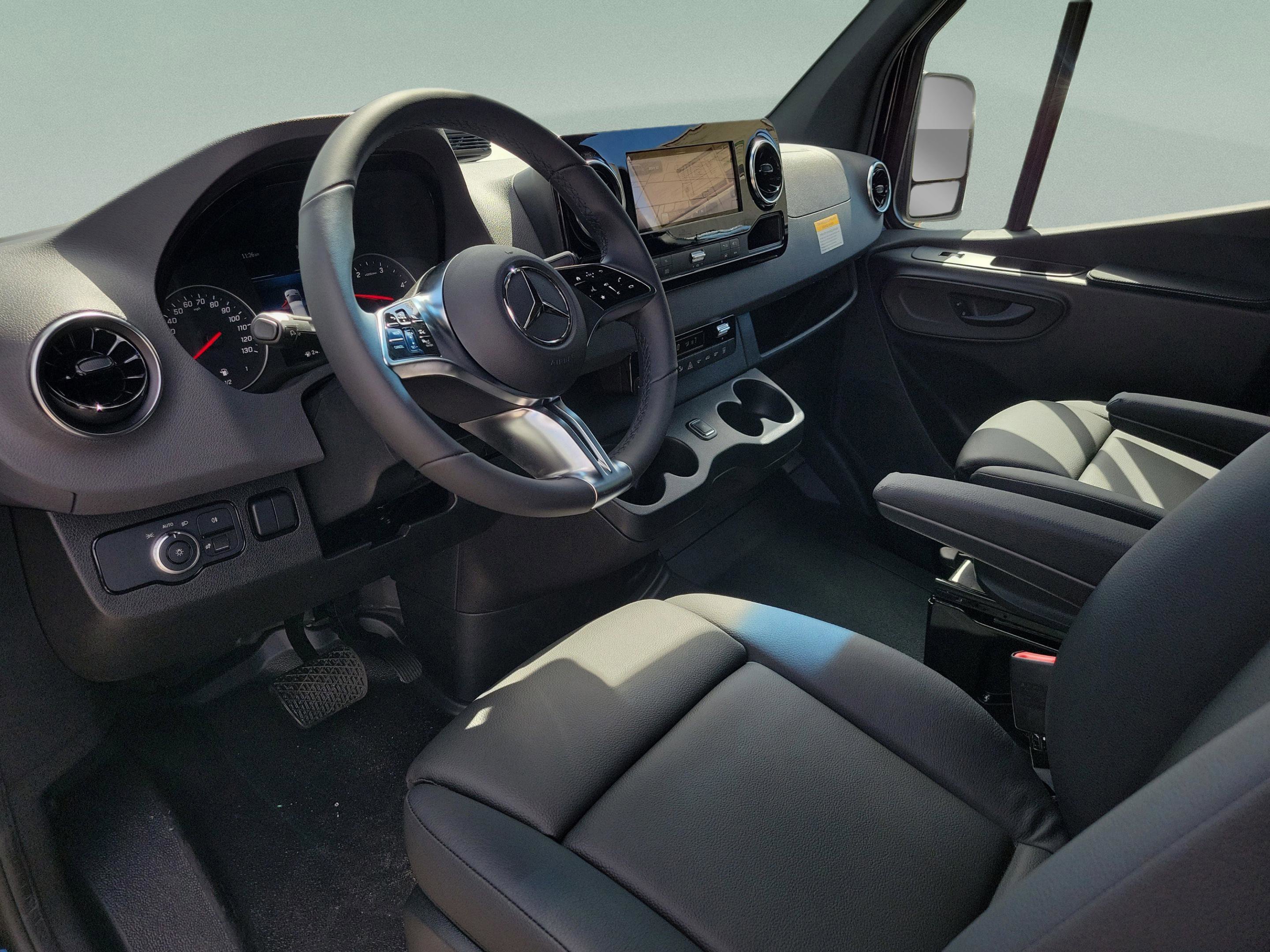 New 2026 Mercedes-Benz Sprinter 2500 image 18