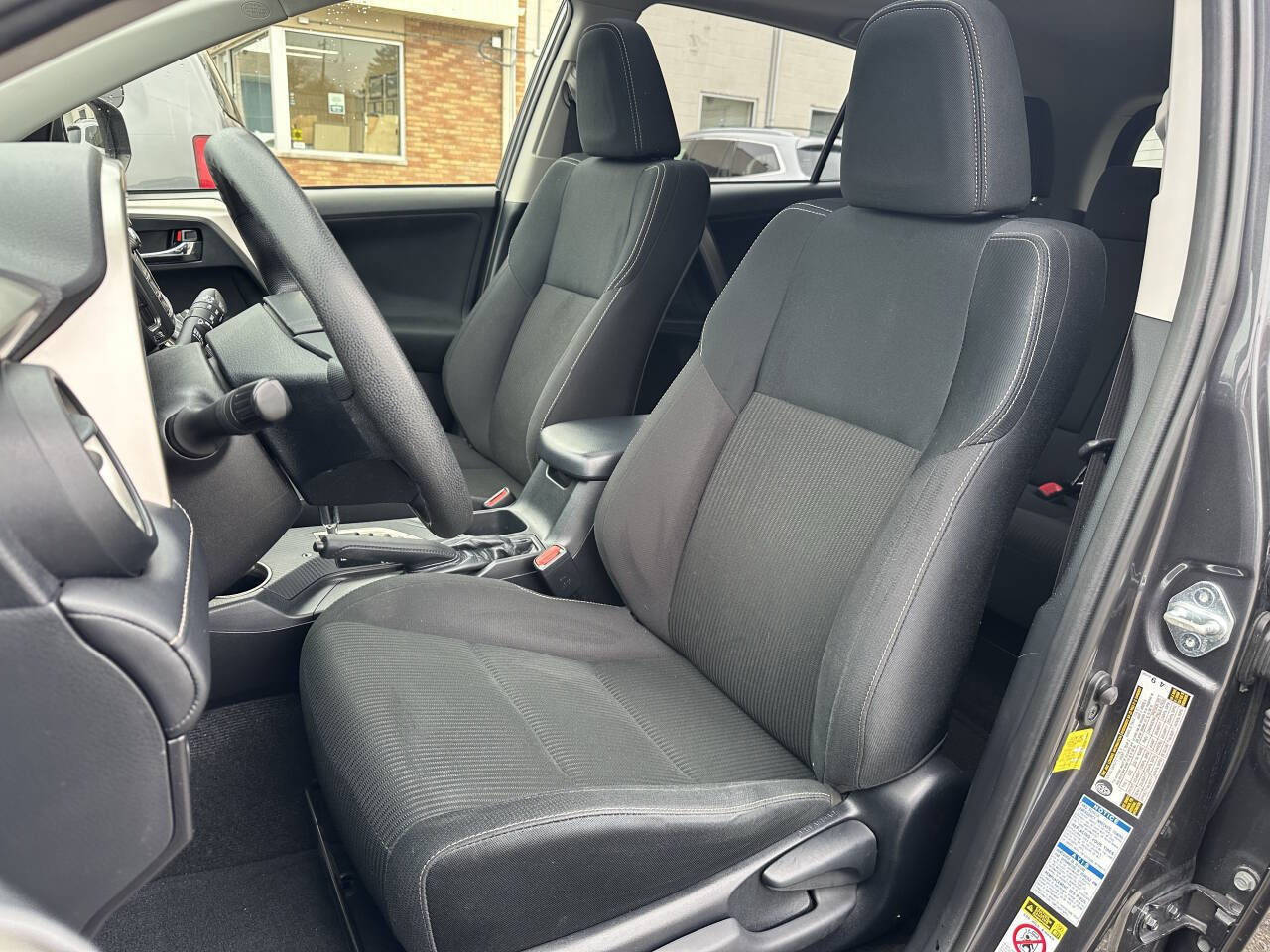 Used 2014 Toyota RAV4 XLE AWD/4WD image 31