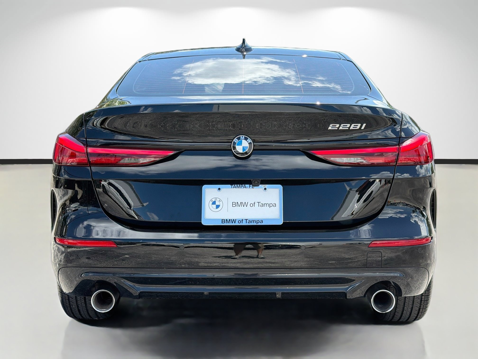Used 2023 BMW 228i Gran Coupe w/ Convenience Package FWD image 4