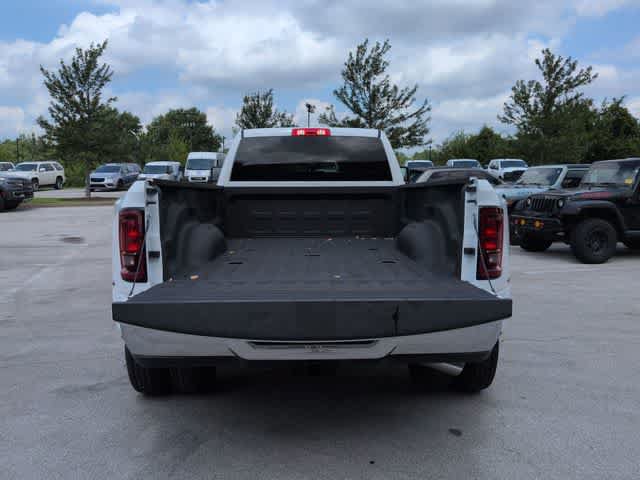 New 2026 RAM 3500 Tradesman w/ Chrome Appearance Group A AWD/4WD image 34