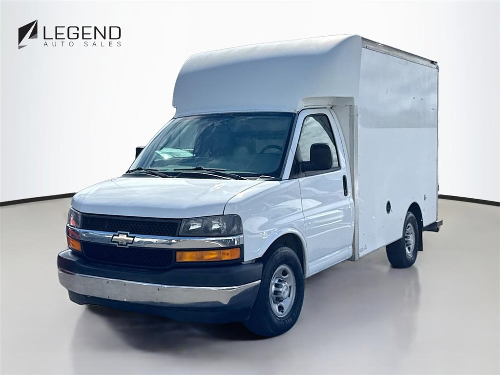 Used 2017 Chevrolet Express 3500 w/ Chrome Appearance Package