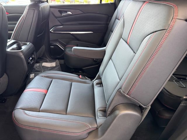 New 2026 Chevrolet Traverse RS w/ LPO, Floor Liner Package FWD image 10