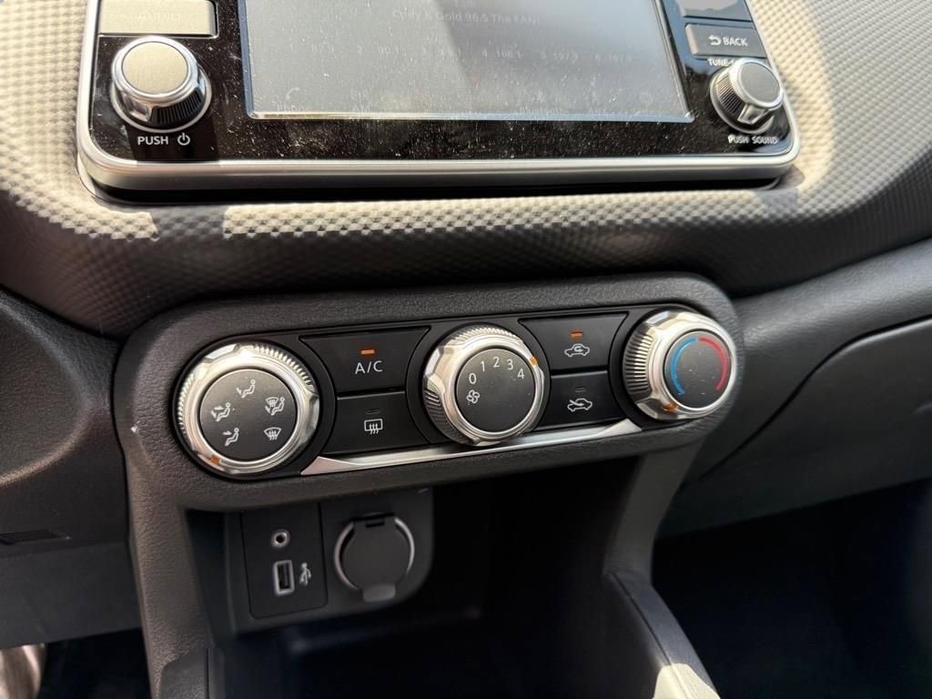 Certified 2025 Nissan Kicks Play S image 7