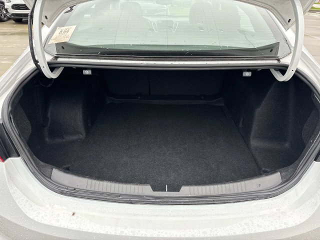 Used 2024 Chevrolet Malibu LT FWD image 8