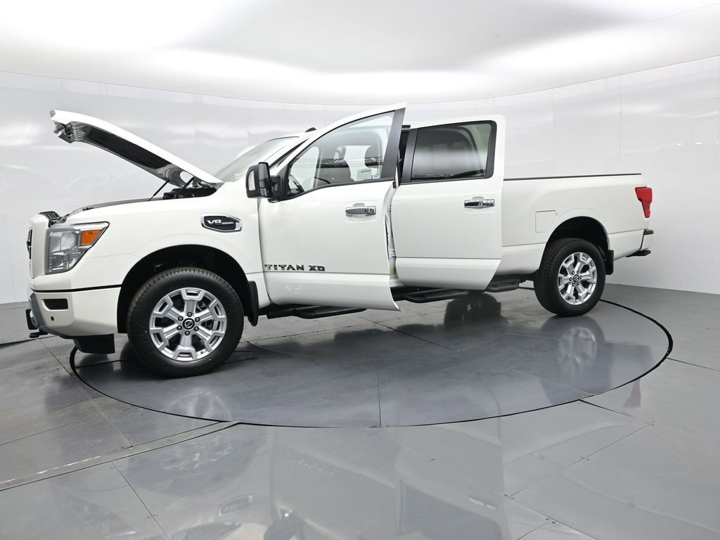 Used 2021 Nissan Titan SV w/ SV Convenience Package image 32