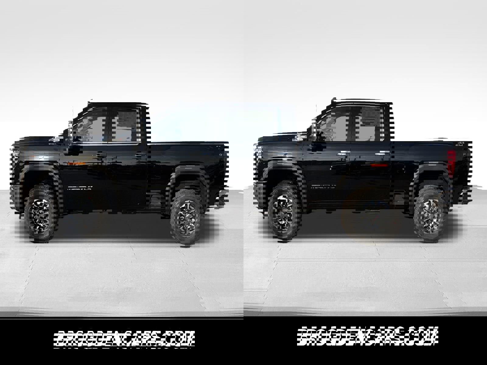 New 2026 GMC Sierra 2500 SLT w/ SLT Convenience Package image 5