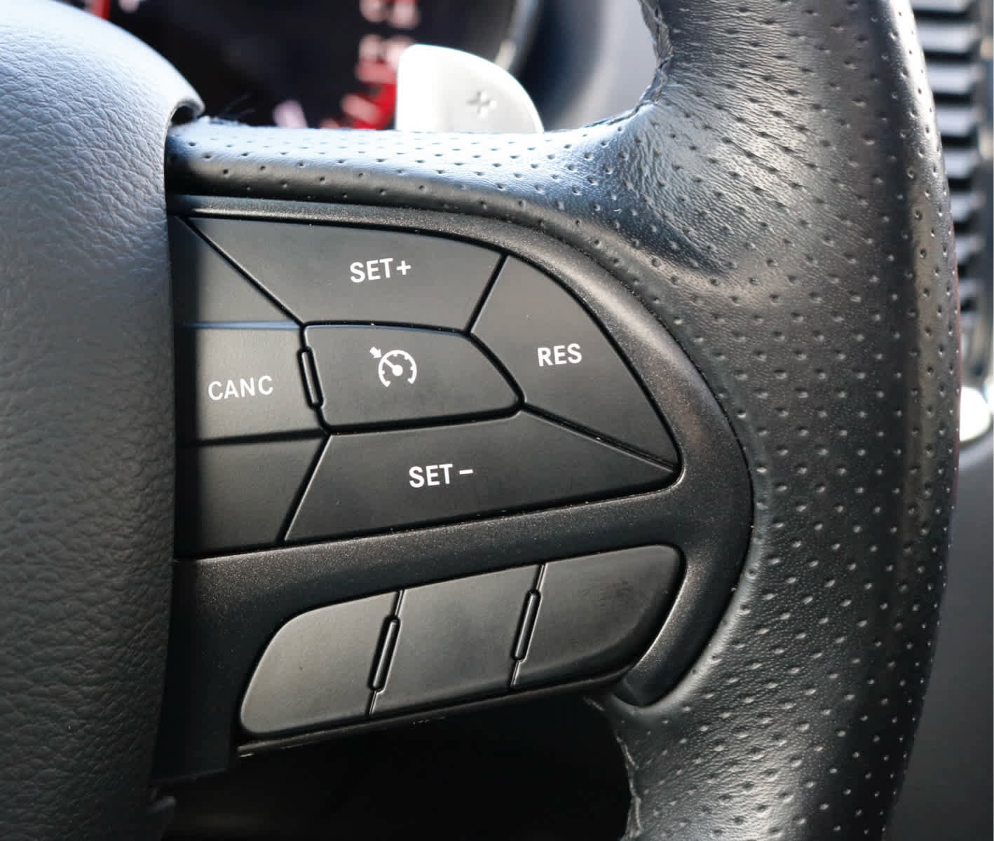 Used 2020 Dodge Durango R/T AWD/4WD image 18