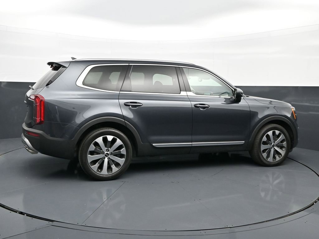 Used 2022 Kia Telluride EX w/ EX Premium Package AWD/4WD image 5