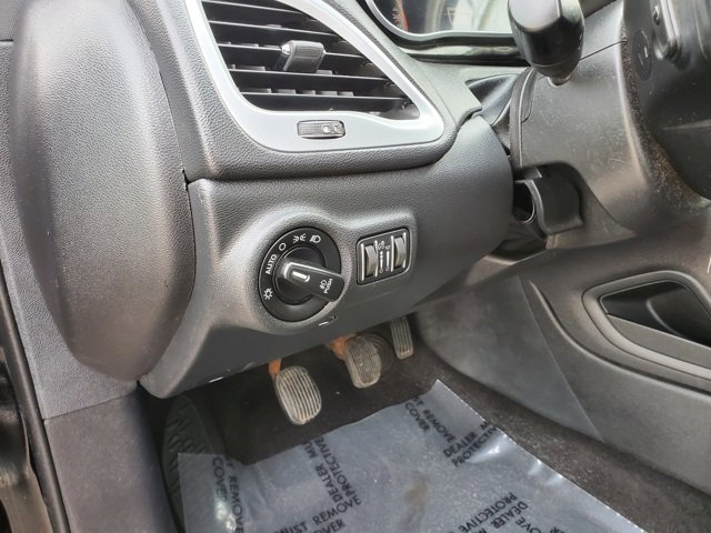 Used 2013 Dodge Dart Limited image 12