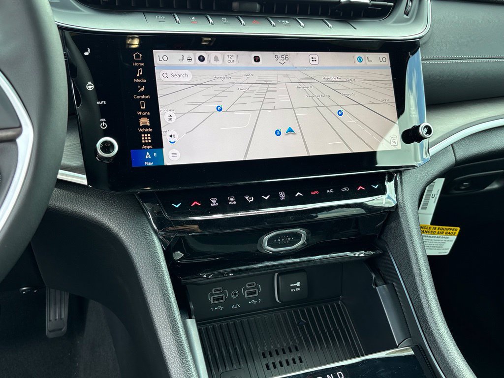 New 2027 Jeep Grand Cherokee Altitude AWD/4WD image 12