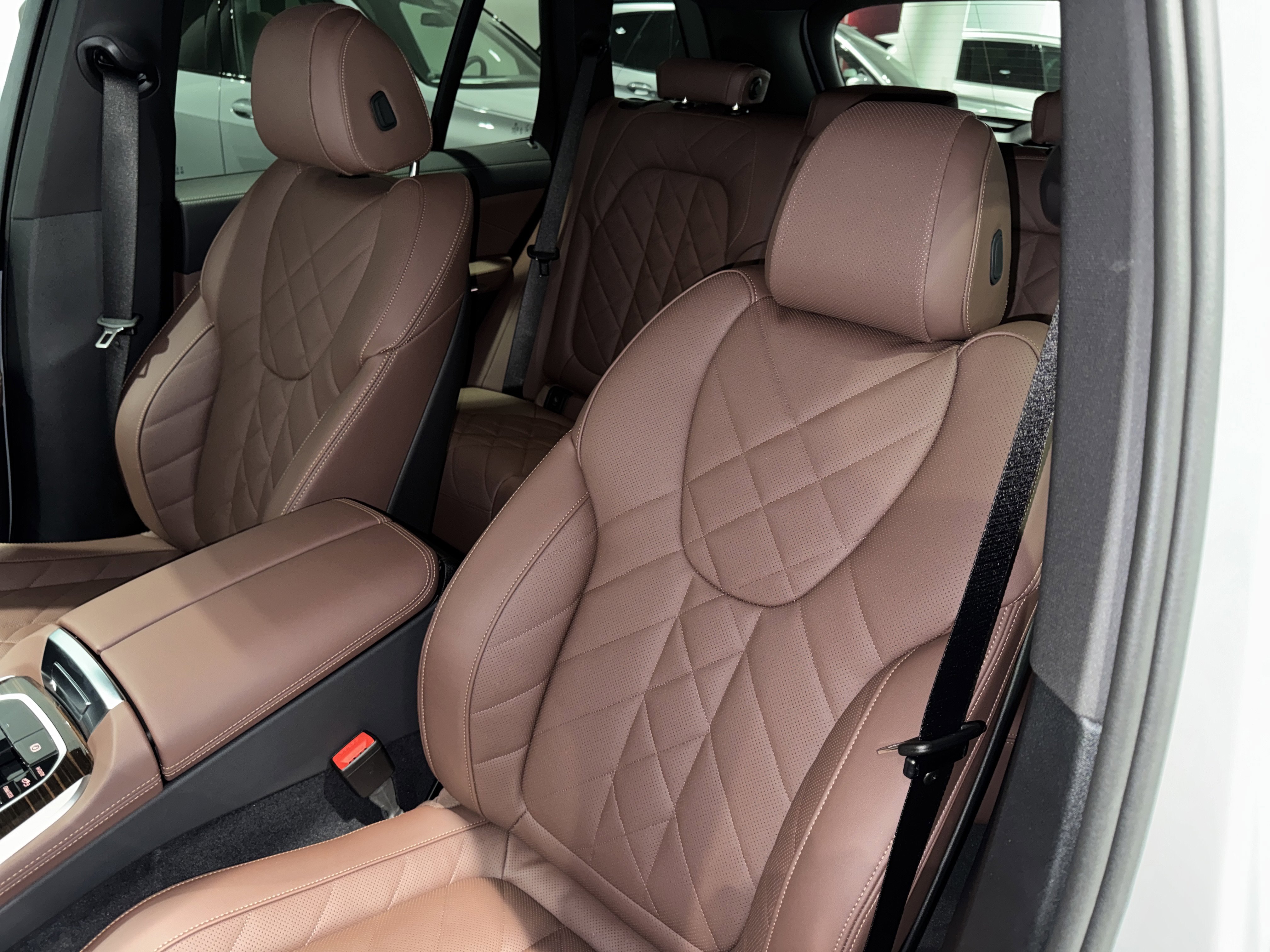 New 2026 BMW X5 xDrive40i w/ M Sport Package image 24