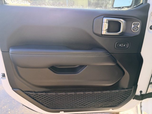 Used 2019 Jeep Wrangler Unlimited Sahara image 19